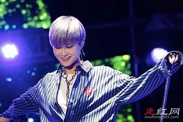 ����ǲ��Ǹ�˫��Ƥ�� ��ȡ��ͻ�����������