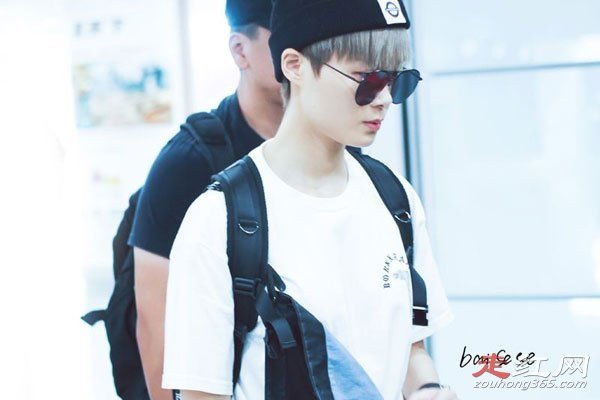 ����ǲ��Ǹ�˫��Ƥ�� ��ȡ��ͻ�����������