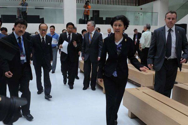 ��γϵĺ���֪������һλŮʿ ���ܿ���û�н������