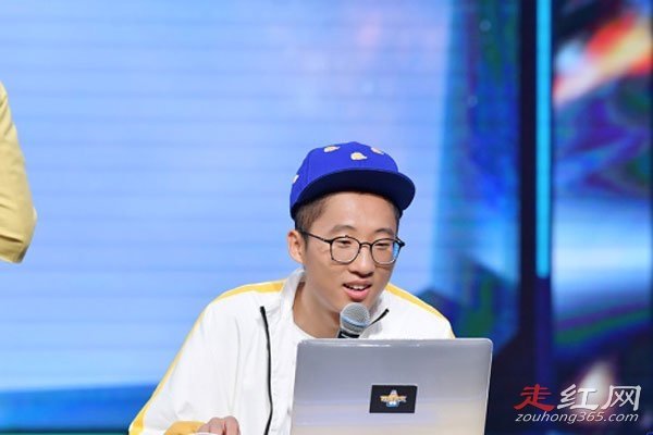 ���Ӹ������ϼ�� Ϊʲôû�ϴ�ѧ