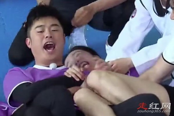 �ºպ�¦������ͬѧ��ϵ�� ���������䲻һ��