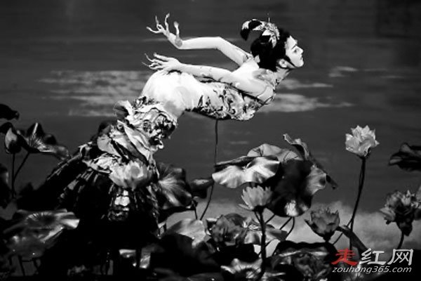 ����Ƽ�������������ϼ�� �������赸Ϊ�κֲܿ�