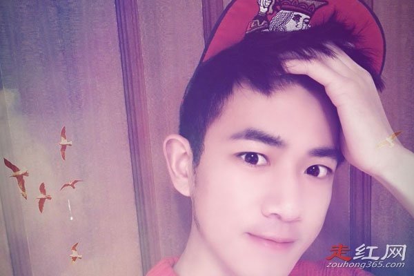 �����ϰ嶡�ڵ�Ů��������˭ ���Ǻ�ϲ��������Ϸ