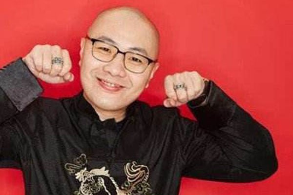 ��ɱ���Աߵ�Ů����˭ ˯Ů����ǮСҶ�¼�