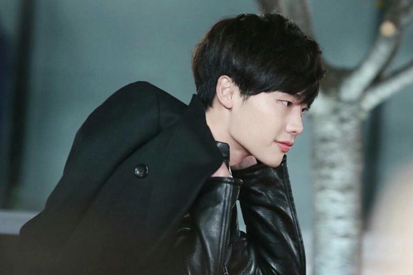 ����˶�������ϼ�� ���ձ������¼���ô����