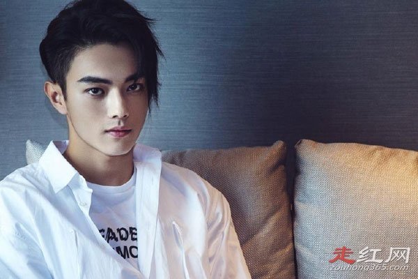 ����ǰŮ�Ѵ����˭ ֮ǰ�������ұ�����Ů��