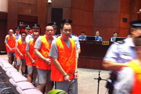 ����Ŀ���ϴ���˭ ����Ƶ�ì������Ӧ��