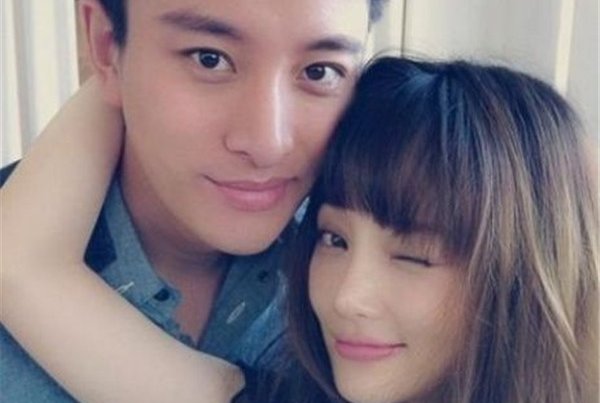 李小璐和贾乃亮复婚了吗 承认二胎预产期是怎么回事