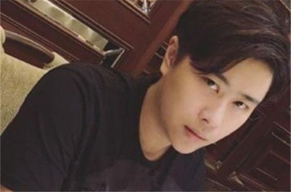 卢本伟为什么被全网封 具体什么时候封的
