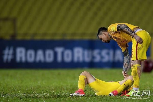 国足黑色三分钟指的什么 最后的生死之间掉链子