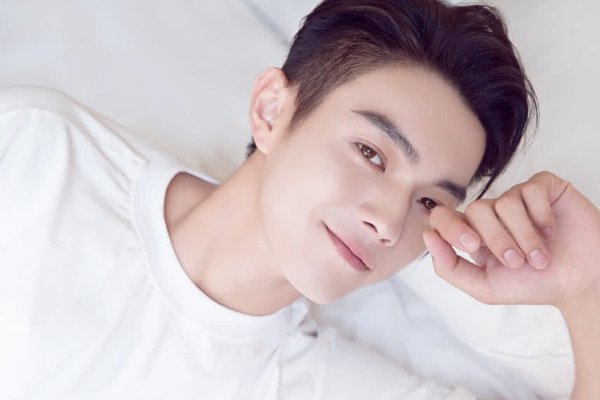许凯家暴女朋友事件怎么回事 是前女友栽赃