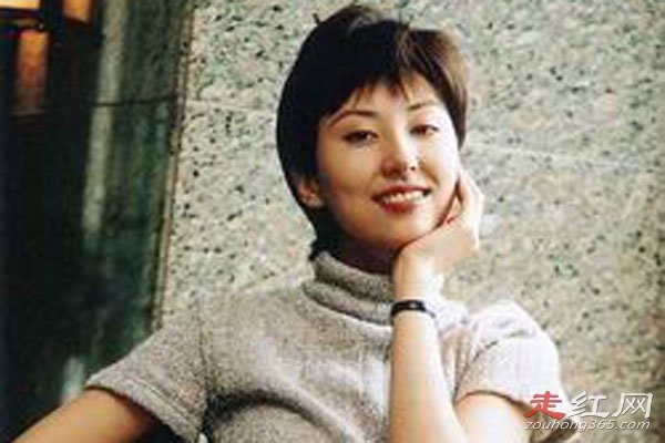 金元萱张菲是什么关系 50多岁结婚了吗