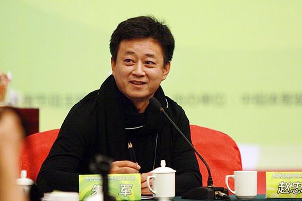 ���������ô���� Ů�����������Ǹ���ʲô��