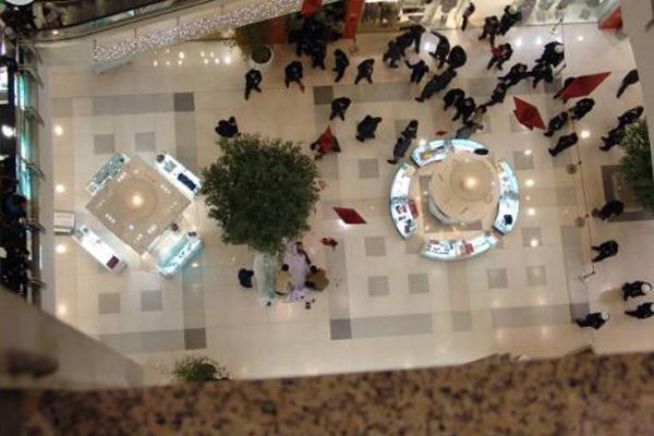 上海港汇广场灵异事件不少人选择在这里跳楼自杀