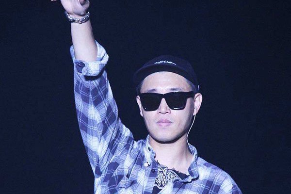 ��gary���Ž�Ӣ���������� Ϊ�˻���������Т��
