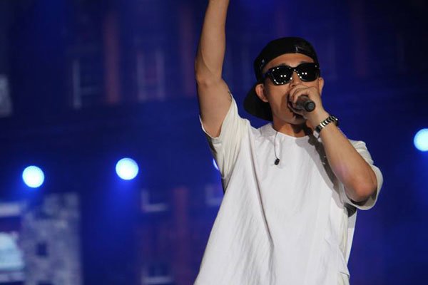 ��gary���Ž�Ӣ���������� Ϊ�˻���������Т��