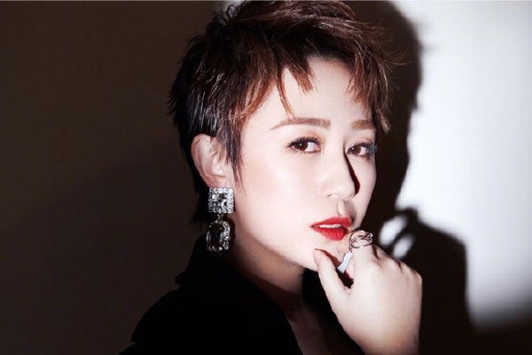 ���������ڿ϶����� ӫ�����ǿ��Ǹ�������