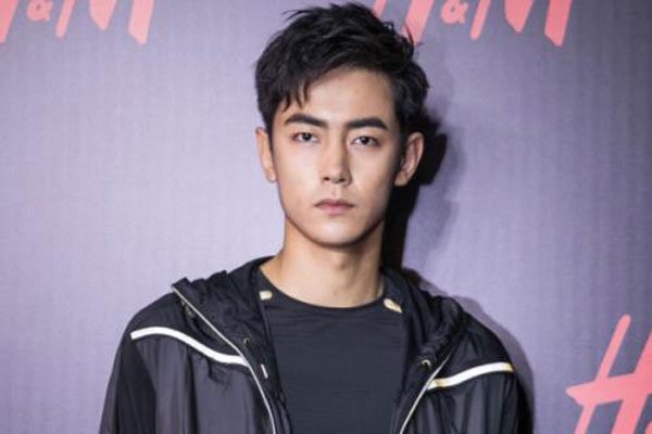 �����Ӽ��賾������ ��һ��ü����ʱ��