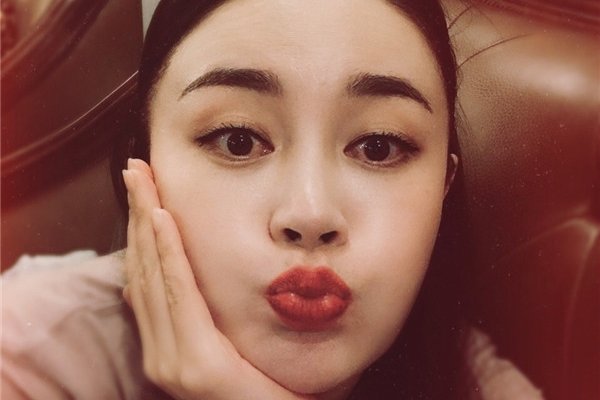 �Ա�ɽ�͹�����������Ƭ ϴ���Ϸ�ݺ�����չ¶����