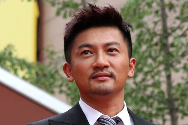 �������������˭ ��С���ӵ���Ҳ�ǵ���