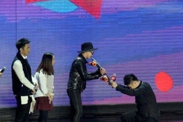 �ź��ι��Ȩ־���¼���ôƽϢ�� ���ʺ�����˧��
