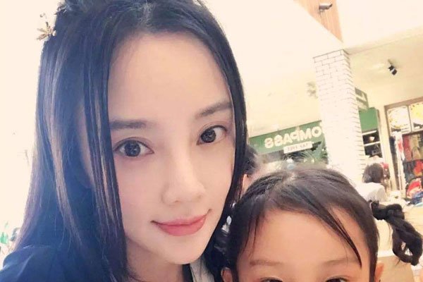 李小璐怀二胎是真的吗 出轨PG One是怎么回事