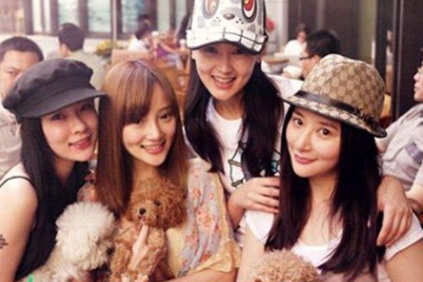 李小璐怀二胎是真的吗 出轨PG One是怎么回事