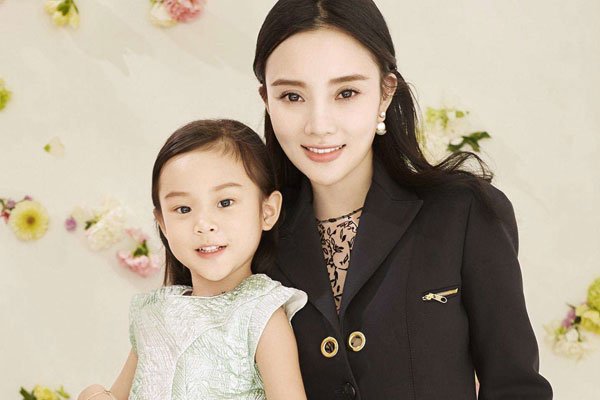 ��С贻���̥������� ����PG One����ô����