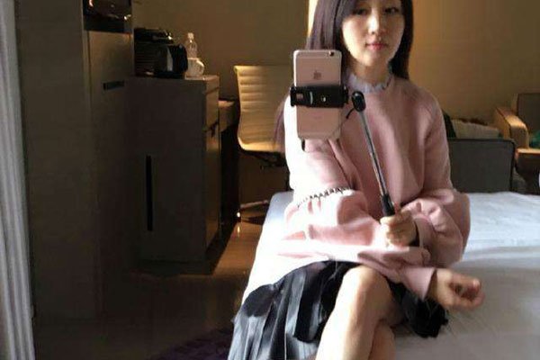 ���ķ������Ө��ô���� ���������������