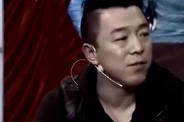 黄渤情商为什么这么高 喜欢他和郭德纲一起聊天