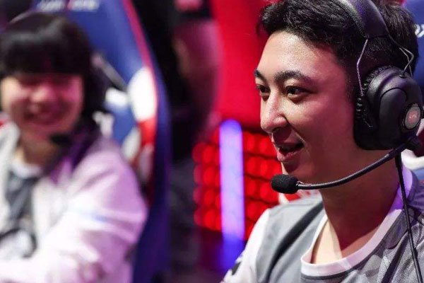 ˭������������˼�� һ��Ħ�����Ǵ�ì��