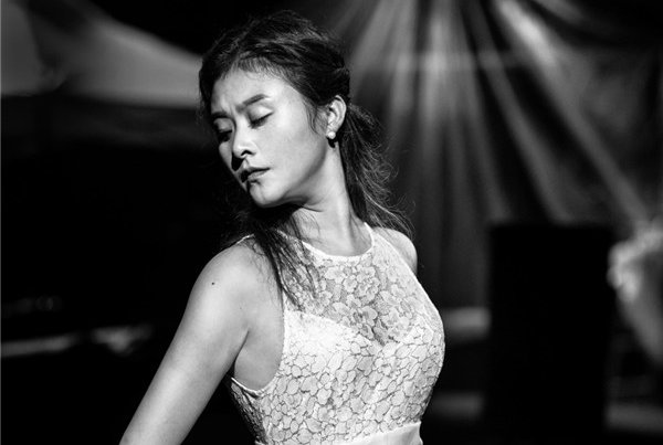 ������������˦������ �����������к�Ů��