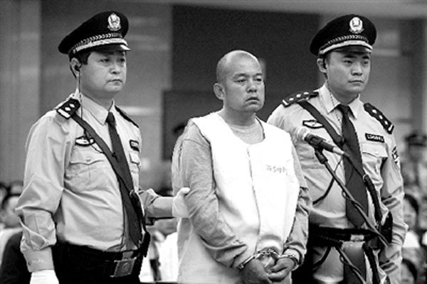 �����󰸰참��Ա������� ֻ��˵�����Ƶ�ȱ��