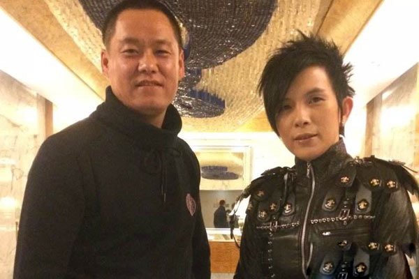 ���������е�Ů�� ��������Ϲ���˭