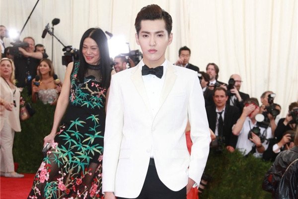 ���ෲ˯��˿�¼���ô���� ���Ů�˾���СG��