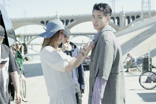 ���ෲ˯��˿�¼���ô���� ���Ů�˾���СG��