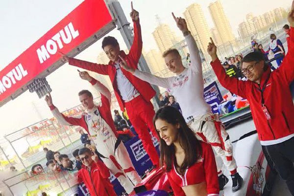 ��־ӱ����ˮƽ���� ���־�������������