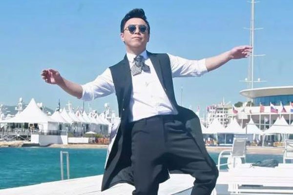 �Ʋ�������Сŷ������ ��ŮΧ�ƻƲ���͵����