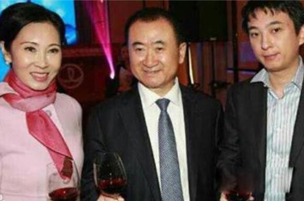 �����������ʵ���� Ӧ����Ů�и�ҵ