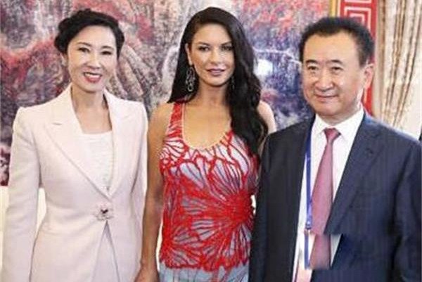 �����������ʵ���� Ӧ����Ů�и�ҵ