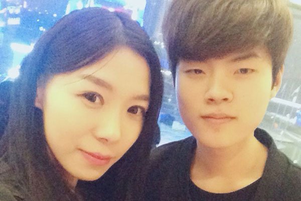 Ů��˵С¥��ô���ǹ������� ����˼��������