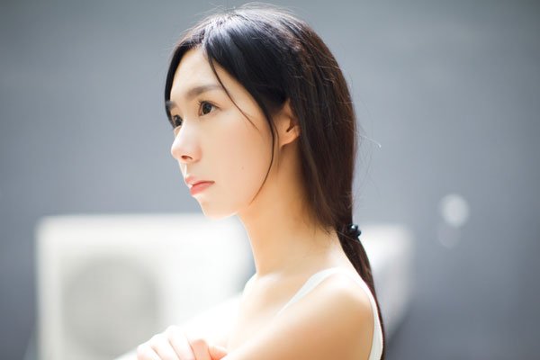 Ů��˵С¥��ô���ǹ������� ����˼��������