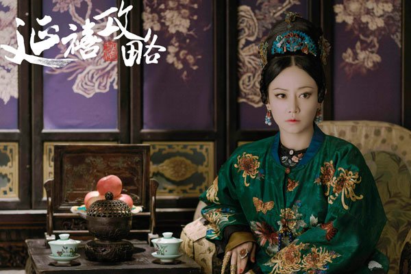 谭卓和郝蕾长得很像 她的火完全凭借本事