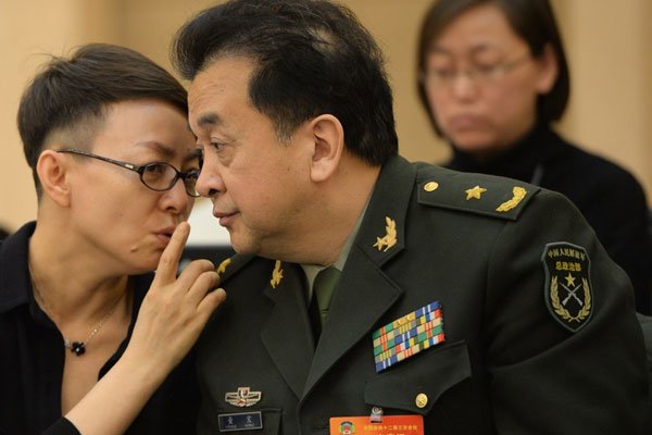 �ƺ갸���ս�� ������ͷ�кܶ���Ļ