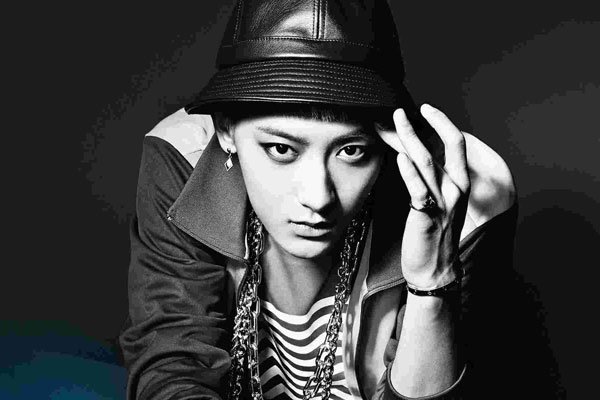 ������������ϼ�� ����Ů����̸������