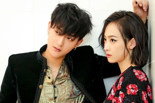 ������������ϼ�� ����Ů����̸������