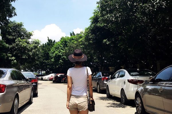 沈小曼榴莲门怎么回事 和网友聊天尺度大