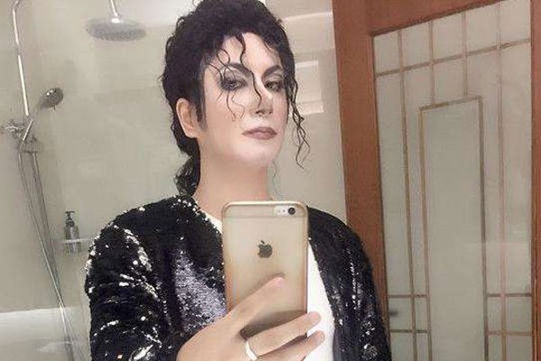 ������������Ƭ ģ�����˽ܿ�ѷ�ܵ����ڵĿ϶�