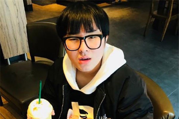 ������������ ʵ����ǿ��ְҵѡ����