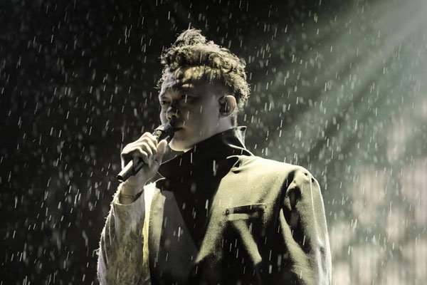 �㶫�����Ů�����ǻ����� û��ʲô֤�ݾͲ�Ҫ˵